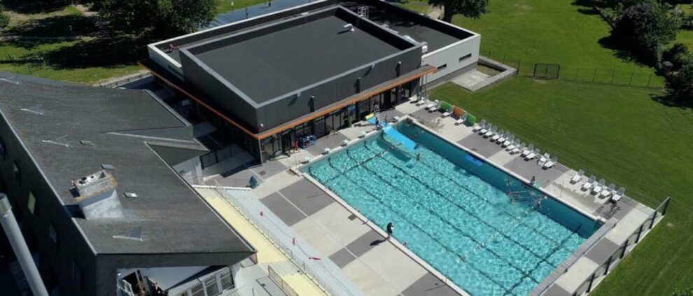 <h3 class="post-title">Une installation solaire thermique – Piscine Nozay (44)</h3>